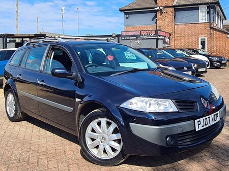 RENAULT MEGANE 1.6 VVT Dynamique 5dr